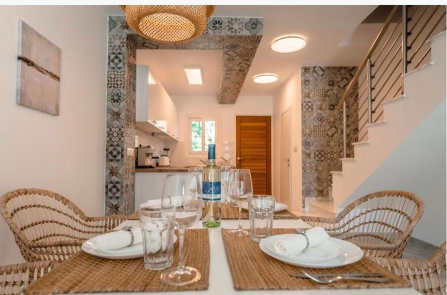 Holiday Cosy Home Paphos Exterior photo